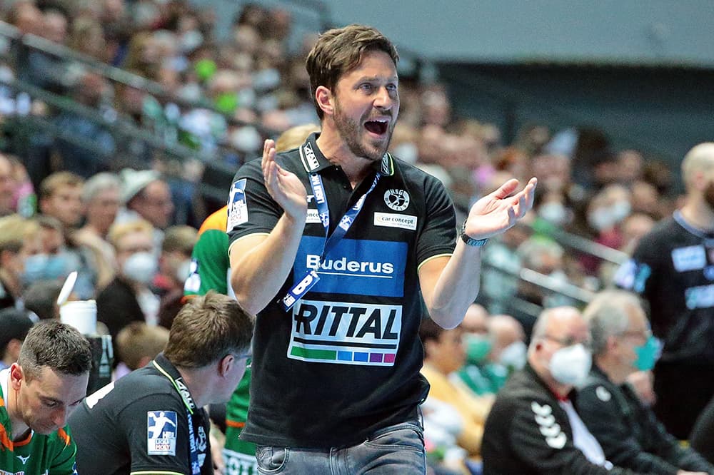 Ben Matschke als Bundesliga-Trainer an der Seitenlinie